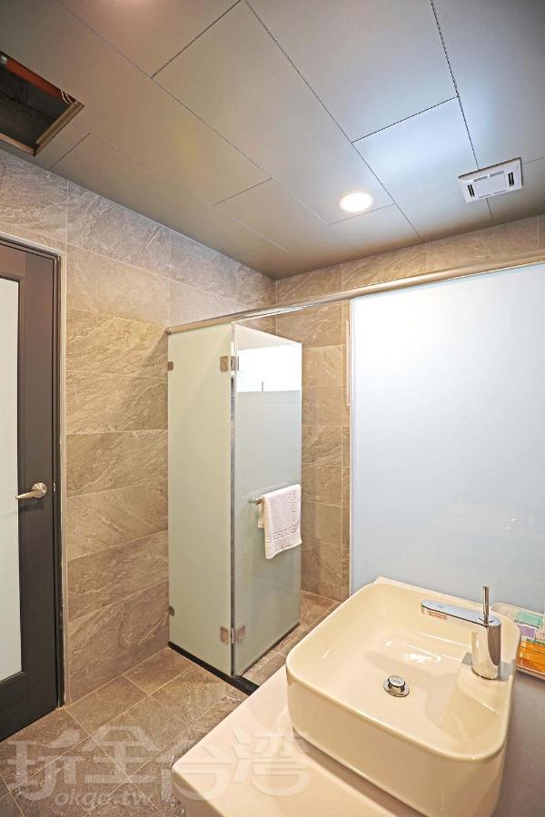 Riyuewan Homestay Yuchi Exterior foto